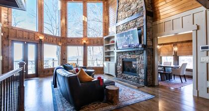 My Dream Lodge: A Symphony of Luxury & Outstanding Vistas!