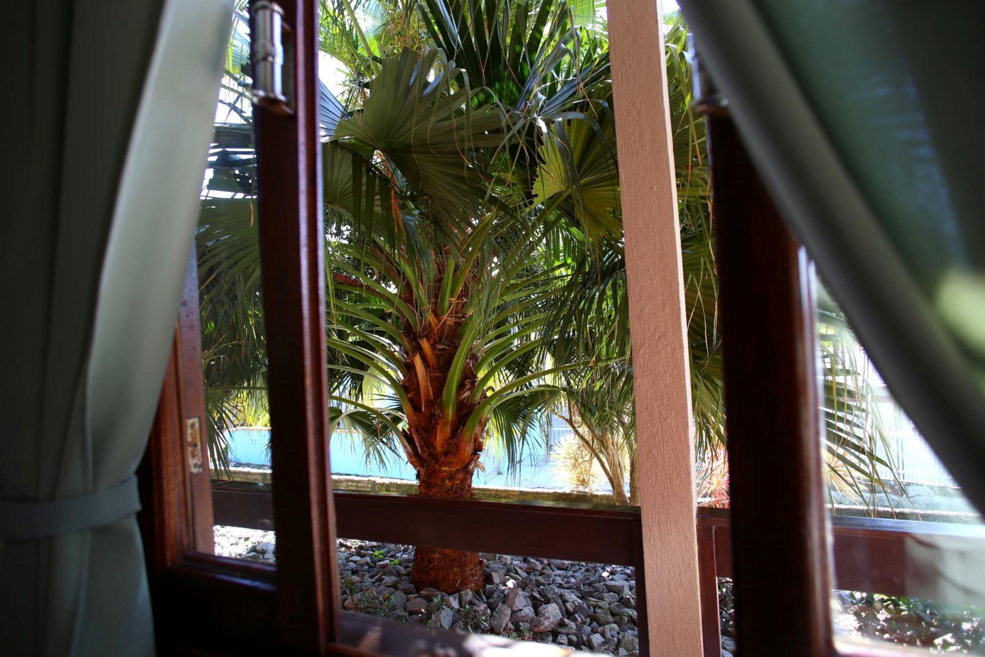 标准三人房 | 客房服务设施