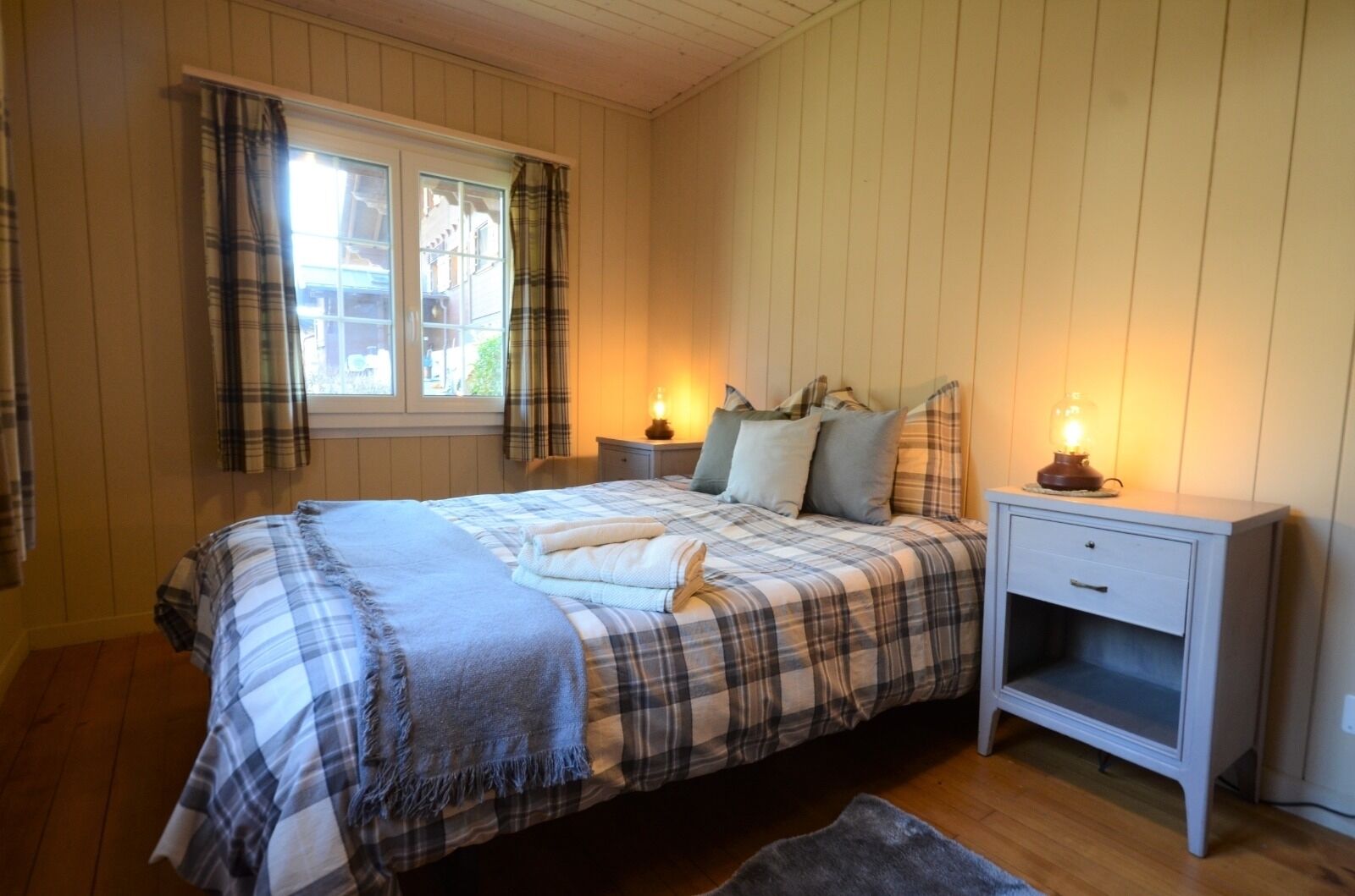 3 bedrooms, iron/ironing board, travel cot, free WiFi