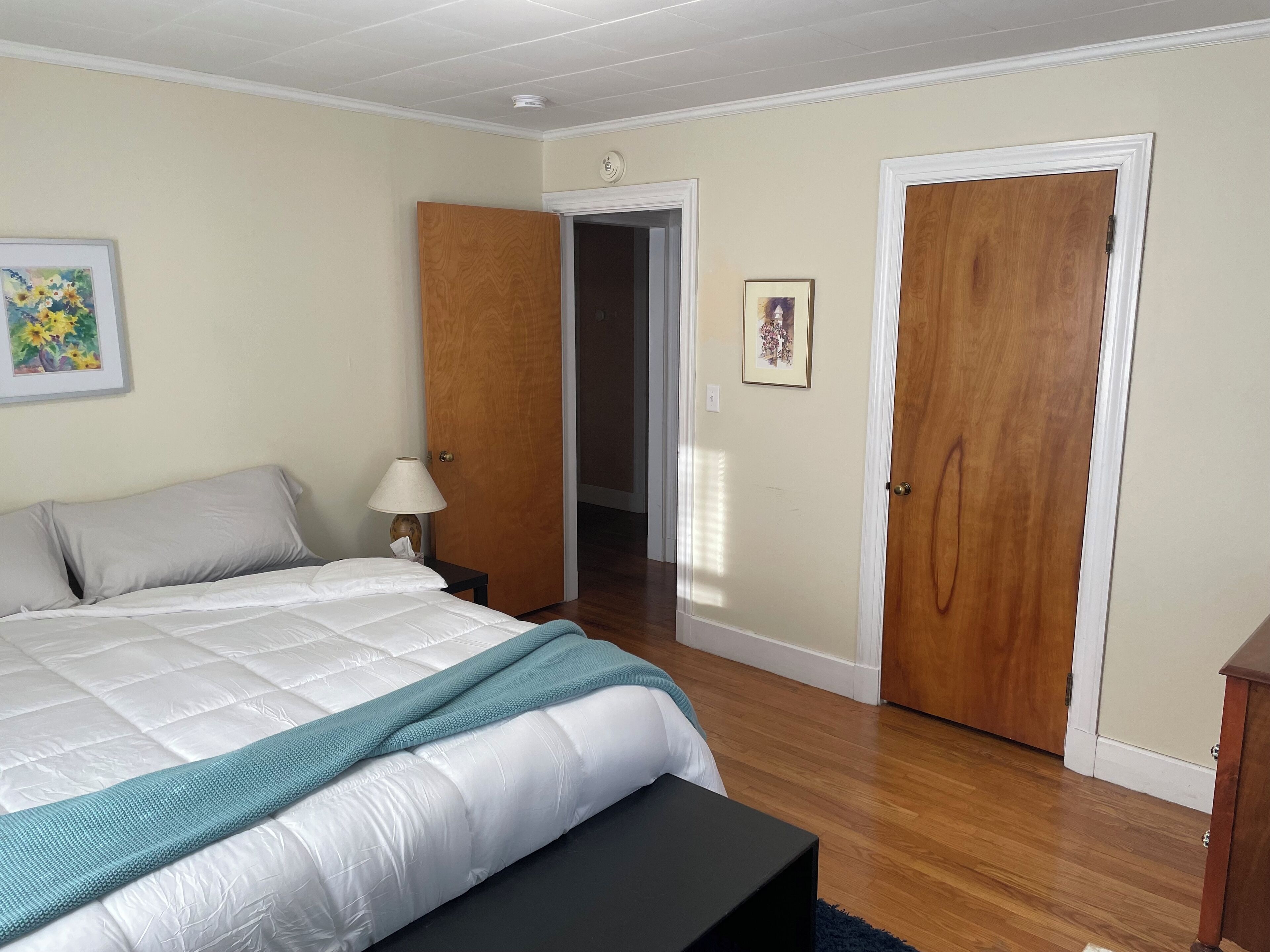 2 habitaciones, escritorio, cuna de viaje y wifi gratis 