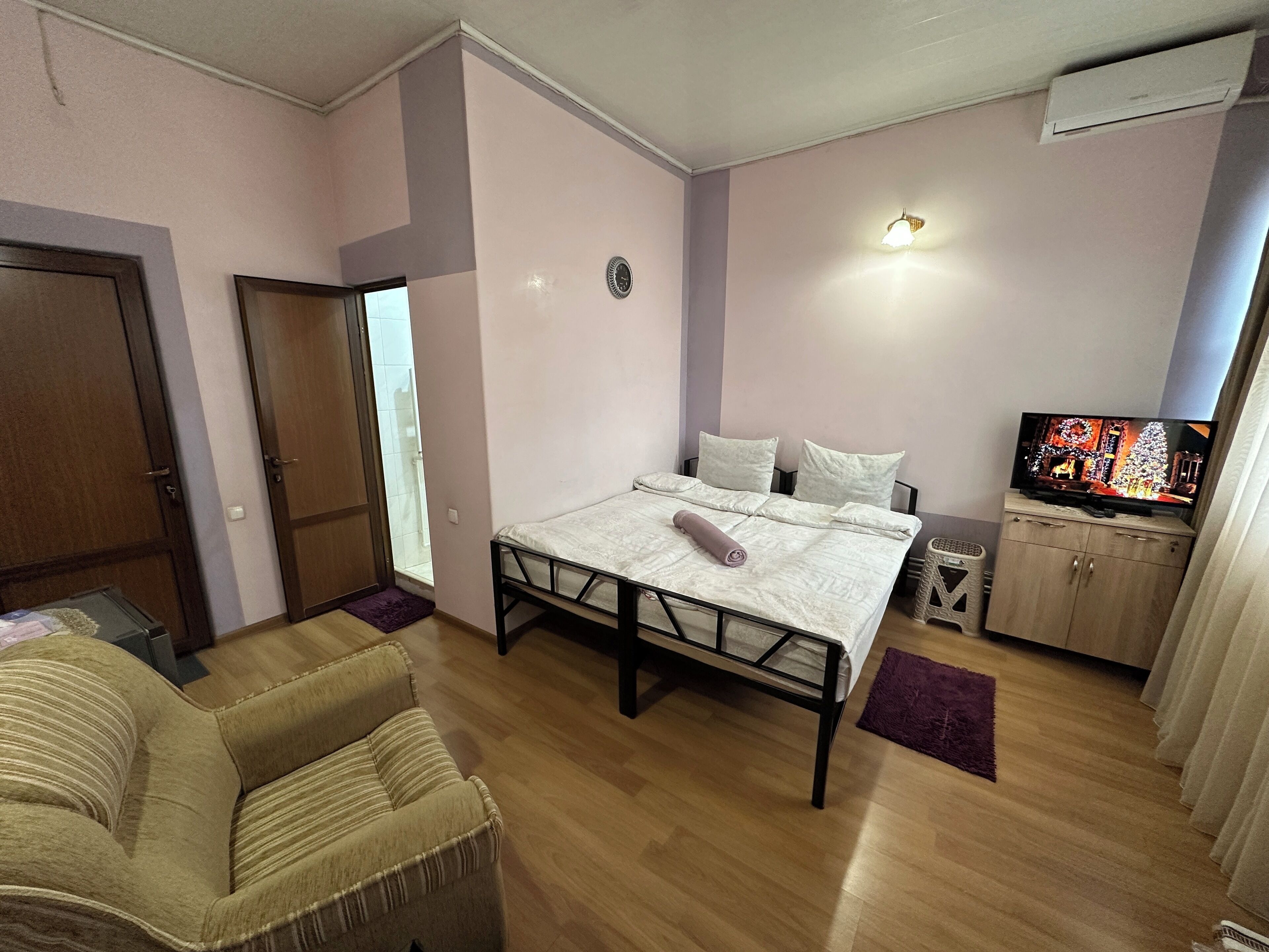 standard double room | soundproofing, iron/ironing board, free wifi