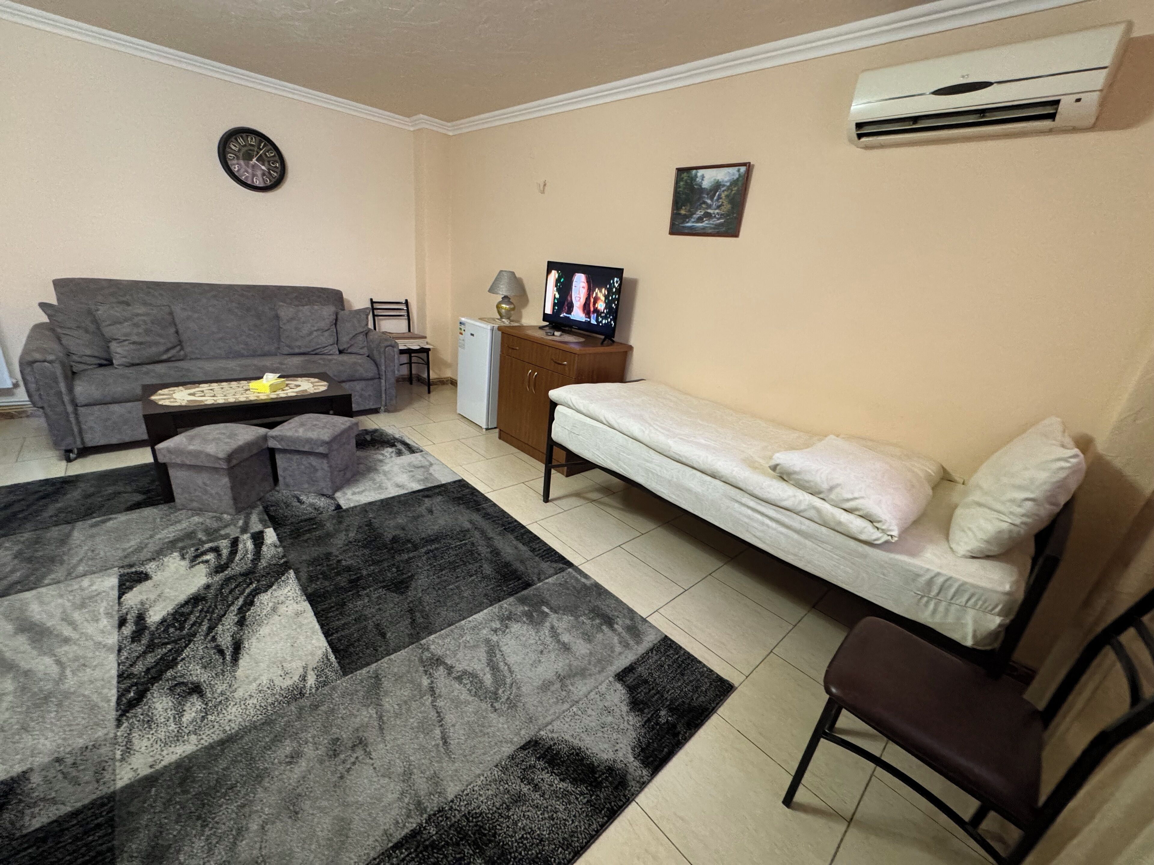 soundproofing, iron/ironing board, free wifi