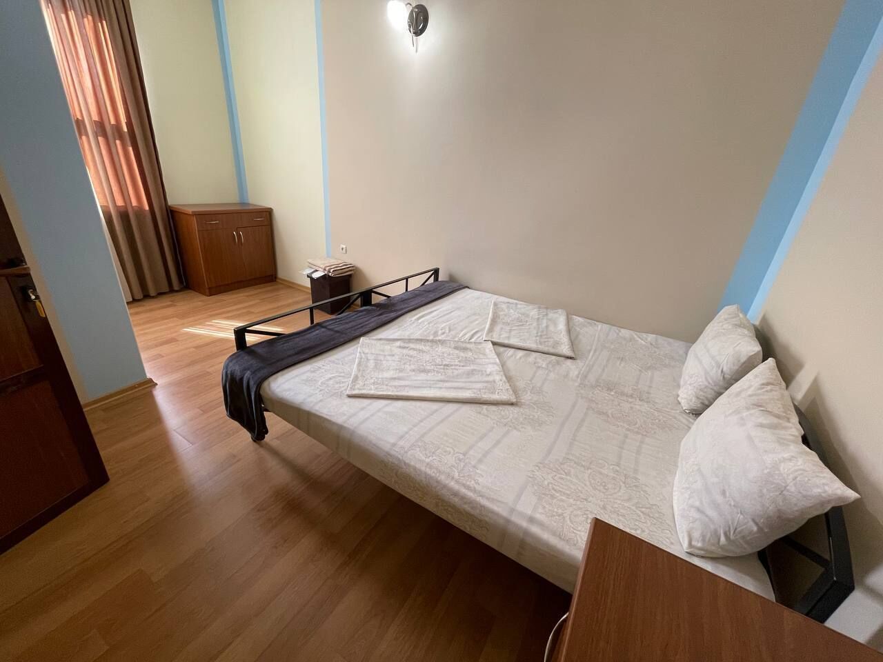 superior room | soundproofing, iron/ironing board, free wifi