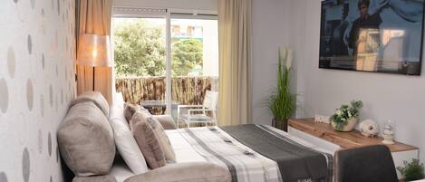 1 bedroom, iron/ironing board, travel crib, free WiFi