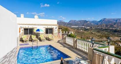 Villa Alegria - Two Bedroom Villa, Sleeps 4