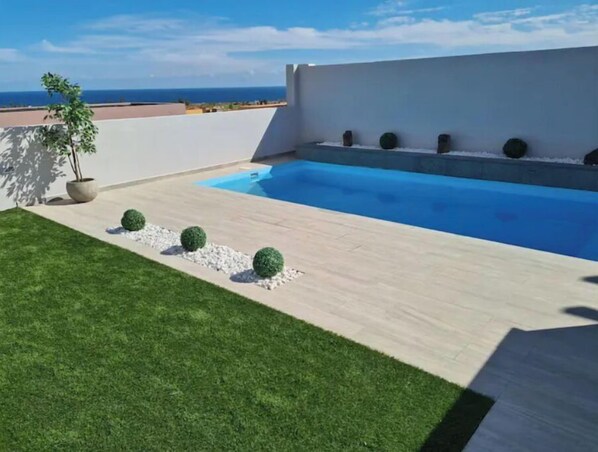 Udendørs pool