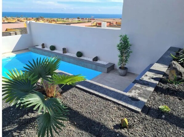 Piscina a l'aire lliure 