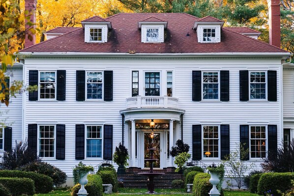 Exterior - 16 Elm Heritage Hotel (Trumansburg)