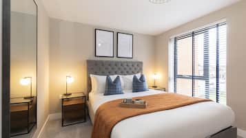 Apartment | 2 bedrooms, individually decorated, individually furnished