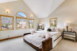 3 camere, accesso a Internet, lenzuola