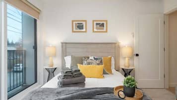 3 chambres, fer et planche à repasser, Wi-Fi gratuit, draps fournis