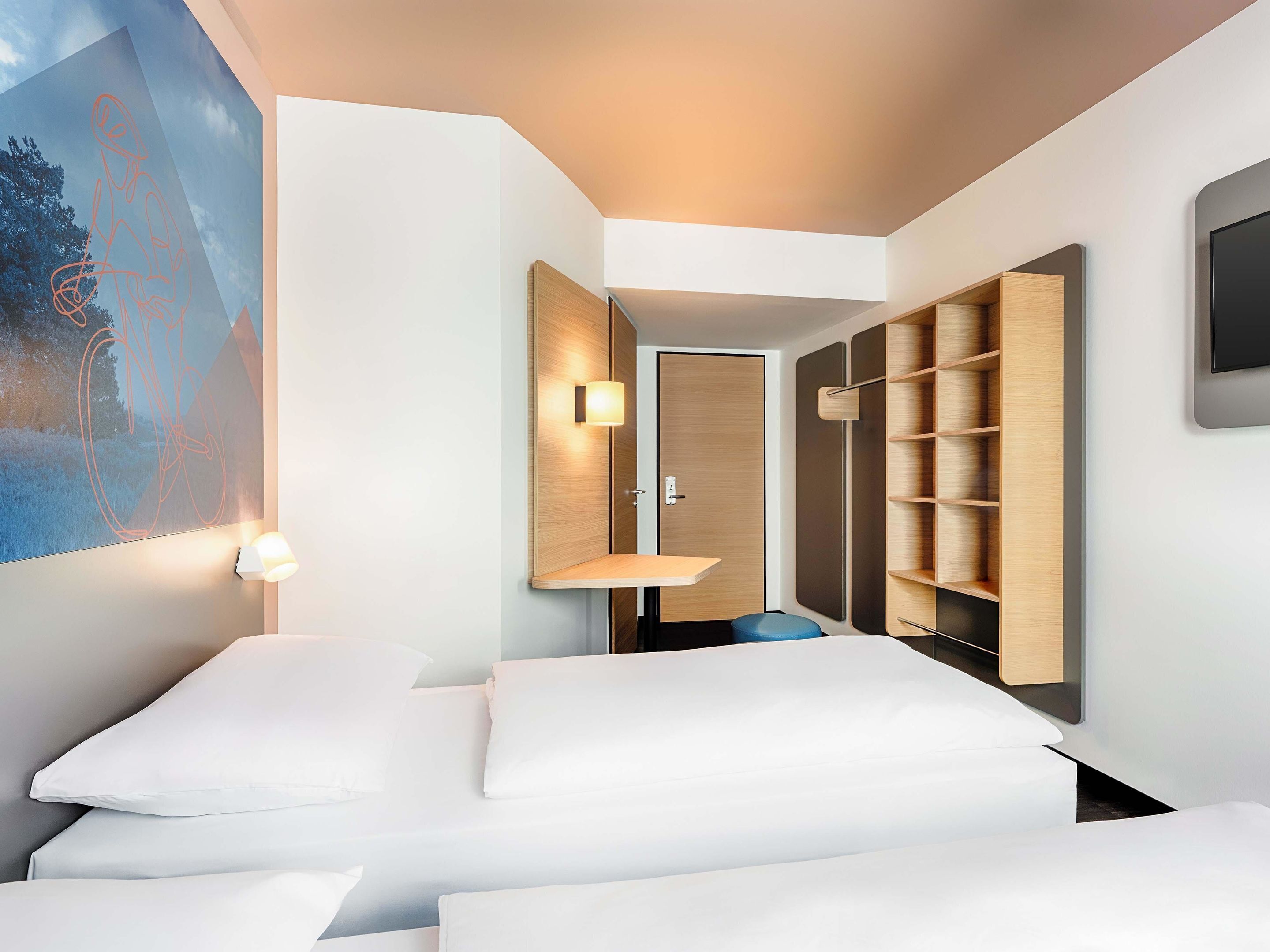 Twin Room | Free WiFi, bed sheets