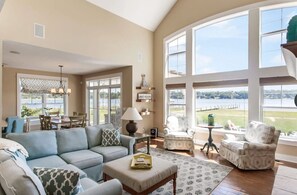 Smart TV, fireplace, printers