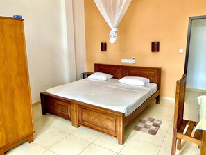 5 bedrooms, WiFi - Surf Range resort (Matara)