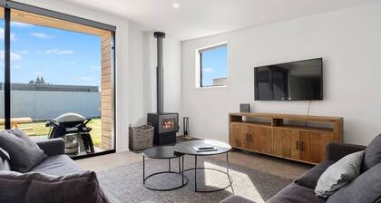 Chill out and recharge - Fantail Corner