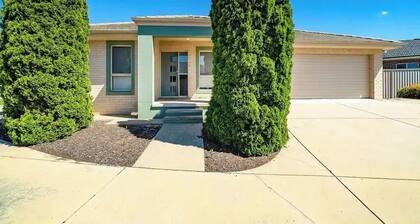 Light & Bright Homely Villa