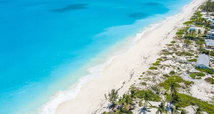 Colorful Beach Home w/ Ocean Front View + 2 Master Bedrooms