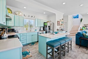 Fridge, microwave, oven, stovetop - Colorful Beach Home w/ Ocean Front View + 2 Master Bedrooms (Exuma)