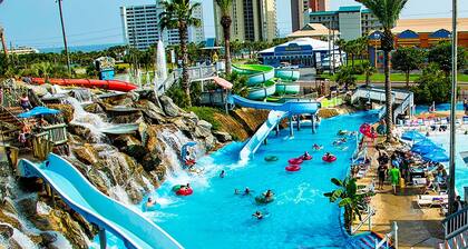 ☀Steps 2 Lagoon Pool-Beautiful Decor-2 Balconies-6BR Changes in Latitude VCB