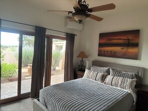 4 bedrooms, desk, iron/ironing board, free WiFi