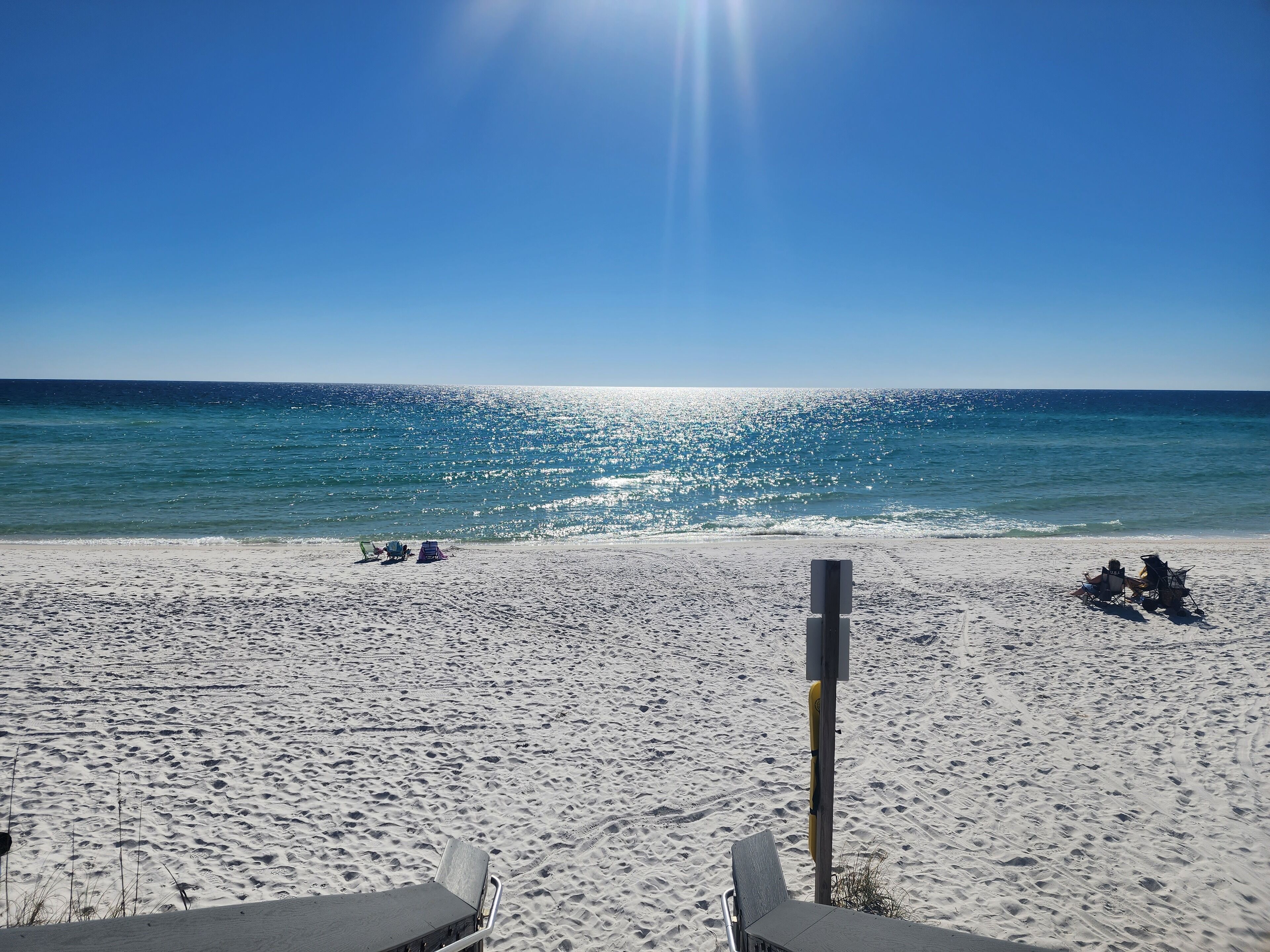 Beach nearby, sun loungers, beach towels