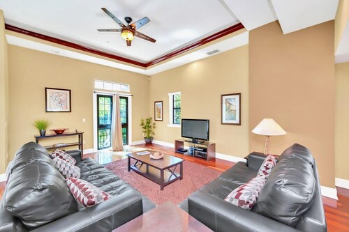 ニア ディズニー ベッドルーム タウンホーム リゾート プール アクセス オーランド の宿泊予約 ホテルズドットコム