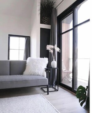 1 bedroom, iron/ironing board, travel cot, WiFi