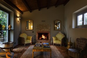 2 bars/lounges, poolside bar - MASSERIA DEL CARBOJ (Menfi)