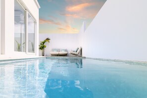 Pool - Modern Home with Private Pool, near Eagle beach! (Oranjestad)
