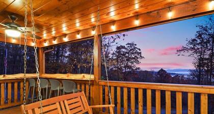 Private Mountain Getaway - Movie Theater - Hot Tub