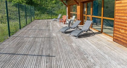 200m from ski slopes, 2nd floor, swimming pool, terrace, tv, ski locker, 30mÂČ, Les Orres