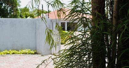 Bome Residence Double Room with Private Bathroom