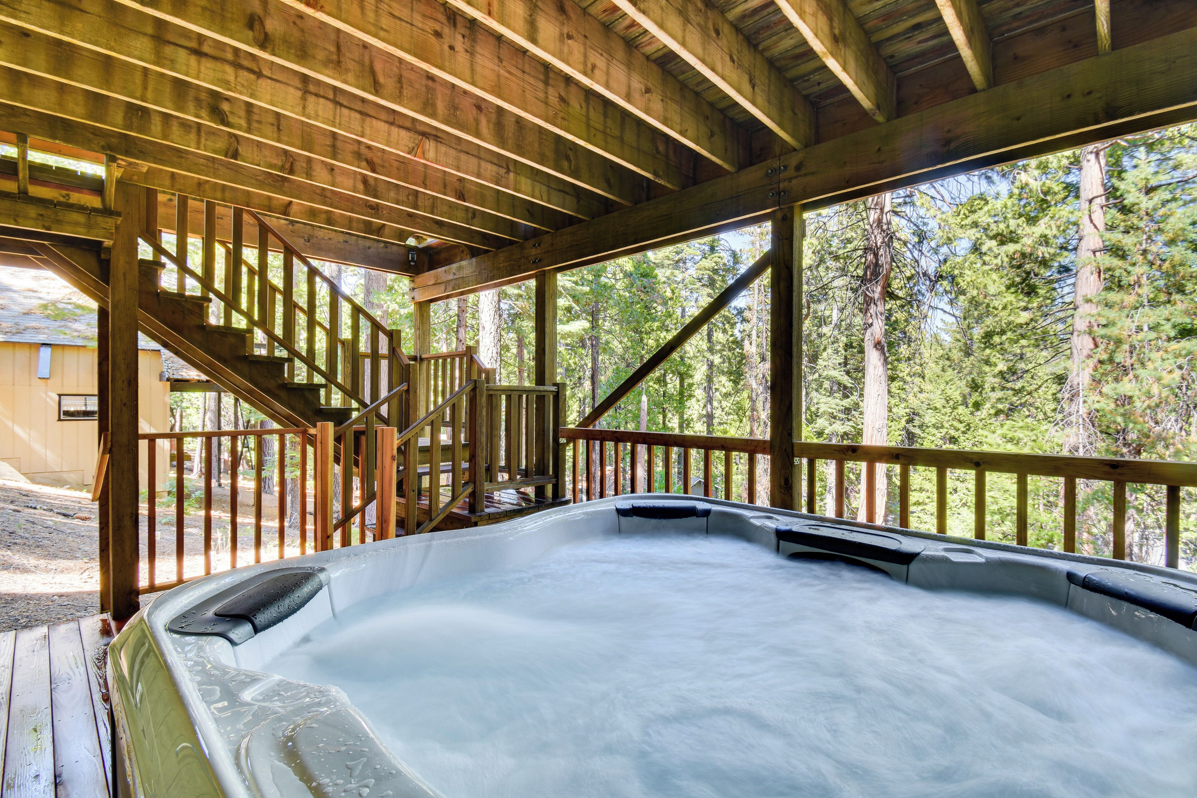 Bain à remous extérieur