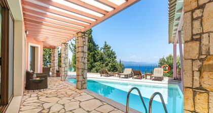 Holiday Accommodation "Villa Faye"