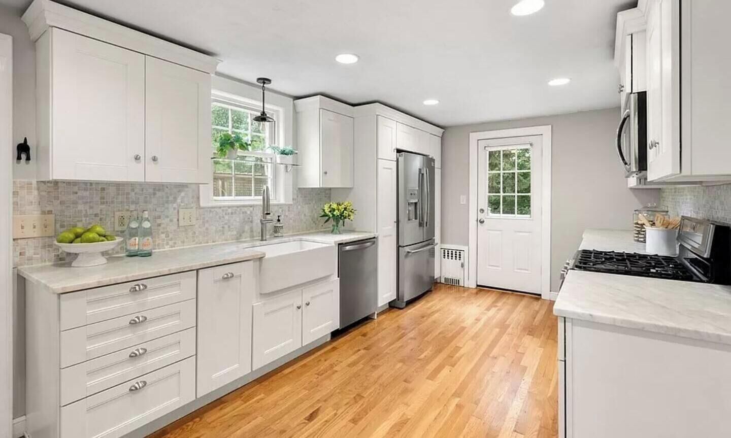 Open Kitchen, the door connects with the deck and the backyard