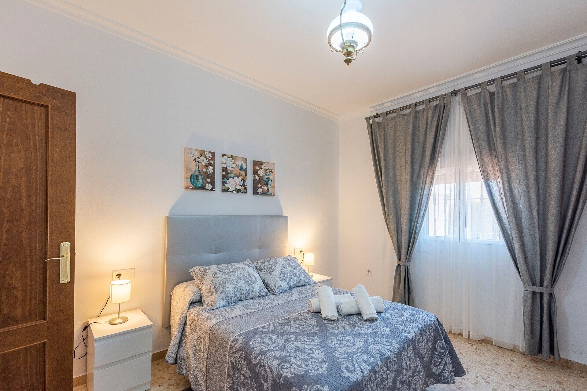 3 bedrooms, iron/ironing board, free WiFi, bed sheets