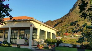 Exterior - Villa "House Pc" with Private Indoor Pool, Sea and Mountain Views (Porto da Cruz)