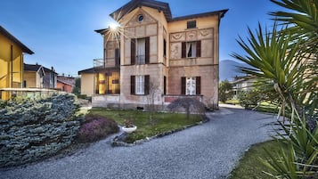 Extérieur
