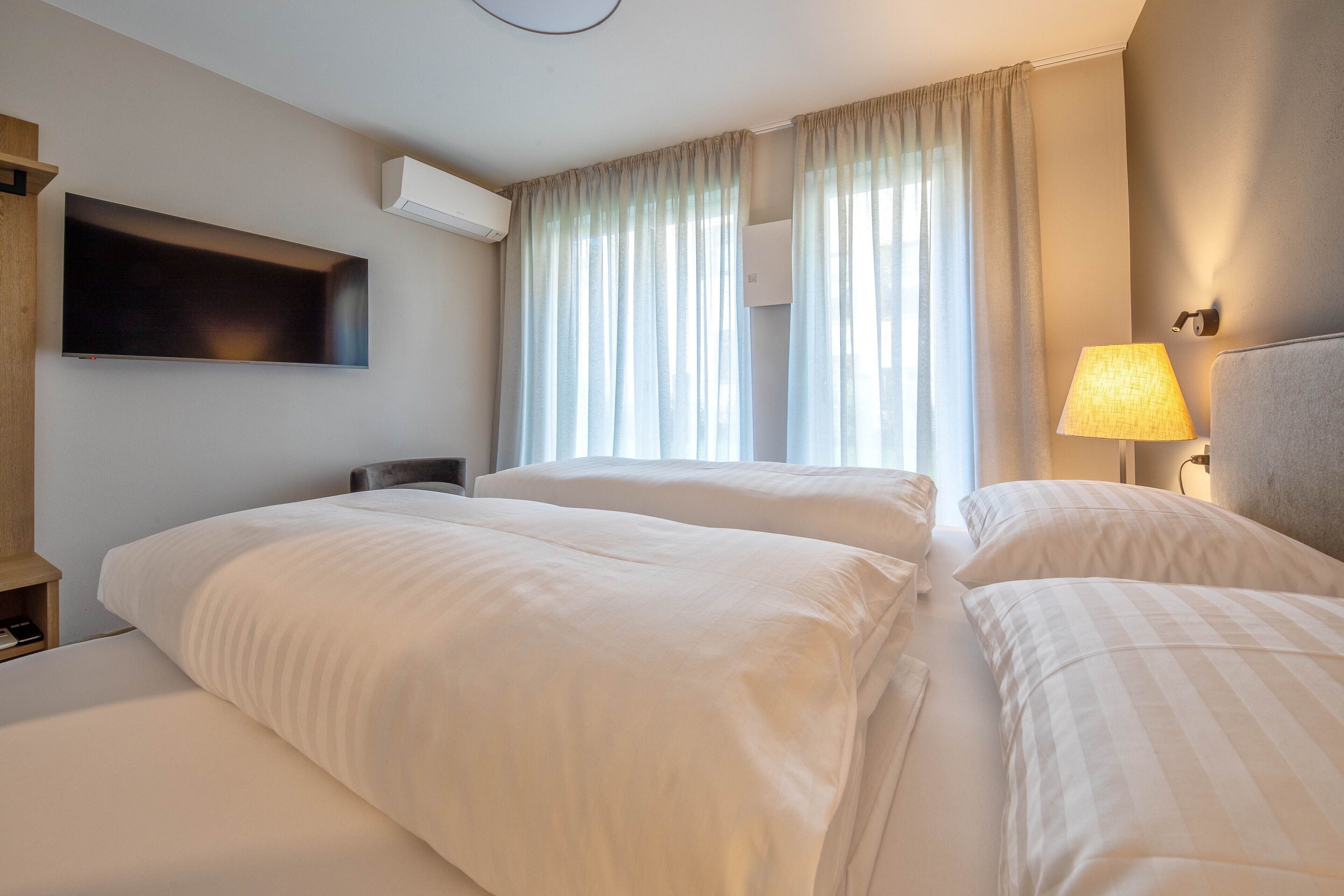 2 bedrooms, free WiFi, bed sheets, wheelchair access