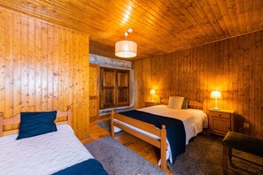 3 bedrooms, free WiFi, bed sheets