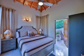 3 bedrooms, in-room safe, iron/ironing board, WiFi