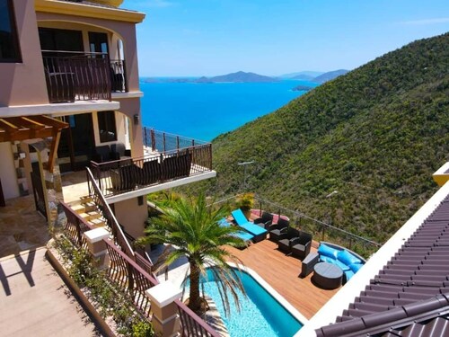 MHV 3-bedroom villa with pool & Spa - STONERIDGE 