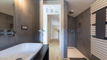 House | 3 bilik tidur