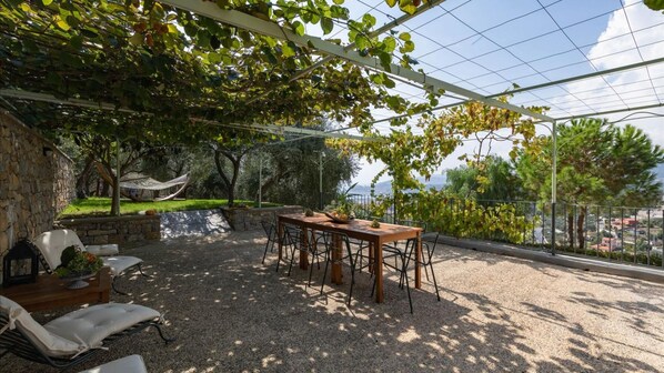 House - Italianway - Luxury Apartment in Modern Villa 2 (Imperia)