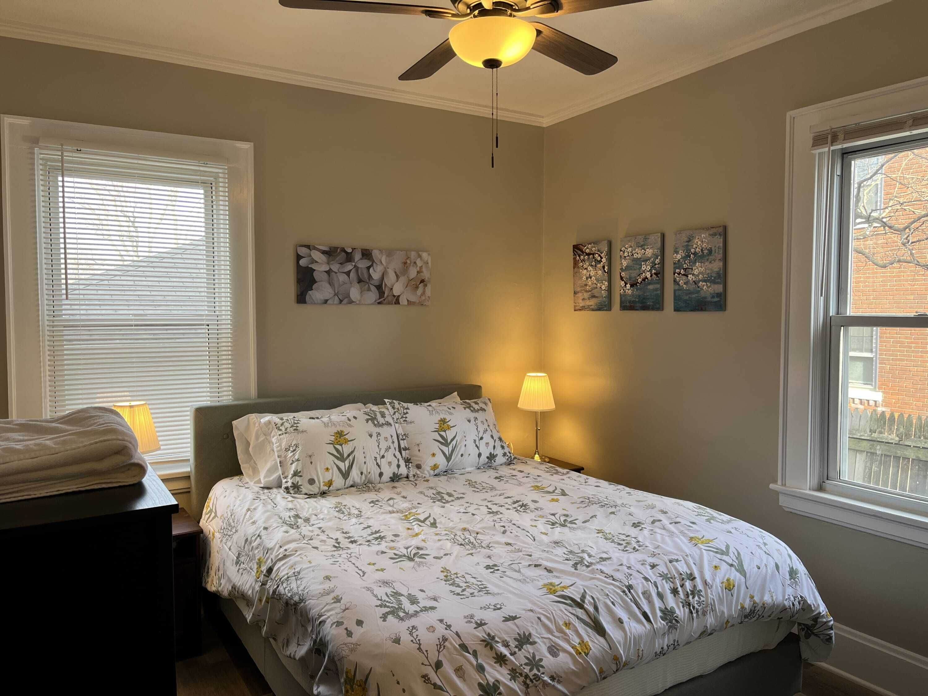 2 makuuhuonetta, työpöytä, silitysrauta/-lauta, Wi-Fi