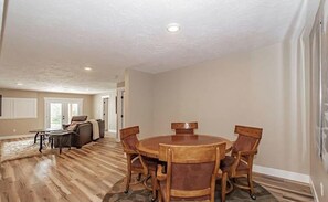 تناول الطعام