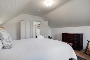 2 chambres, fer et planche à repasser, lit parapluie, Wi-Fi gratuit