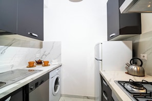 Appartement, 2 chambres, accessible aux personnes à mobilité réduite, balcon | Cuisine privée