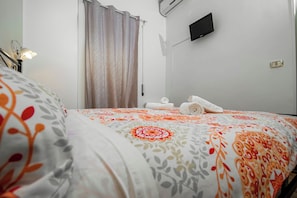 Apartment, 2 Bedrooms, Accessible, Balcony | 2 bedrooms - House Serena in Rome (Rome)