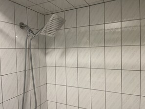 Shared Dormitory, 1 Bedroom | Bathroom